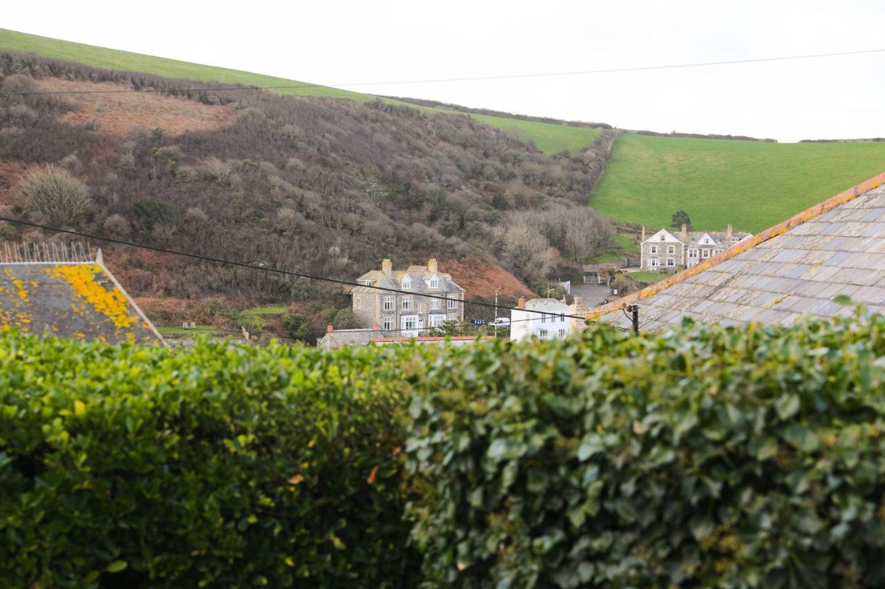 Tamarisk, Port Isaac Bay Holidays Villa Exterior photo